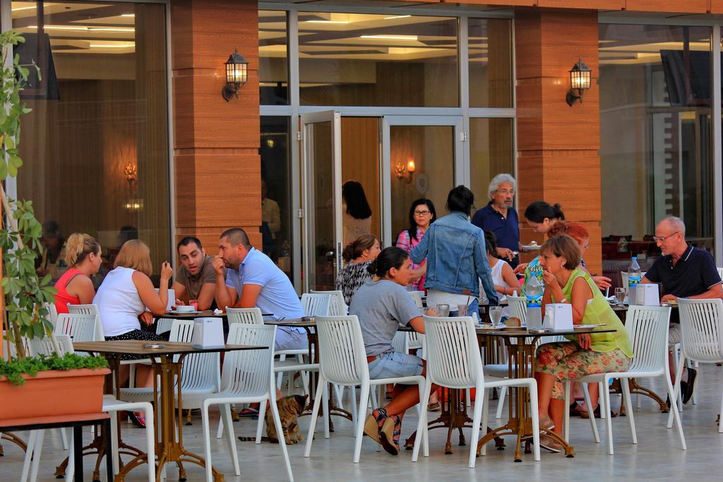 Royal Palace Kusadasi Hotel Zewnętrze zdjęcie